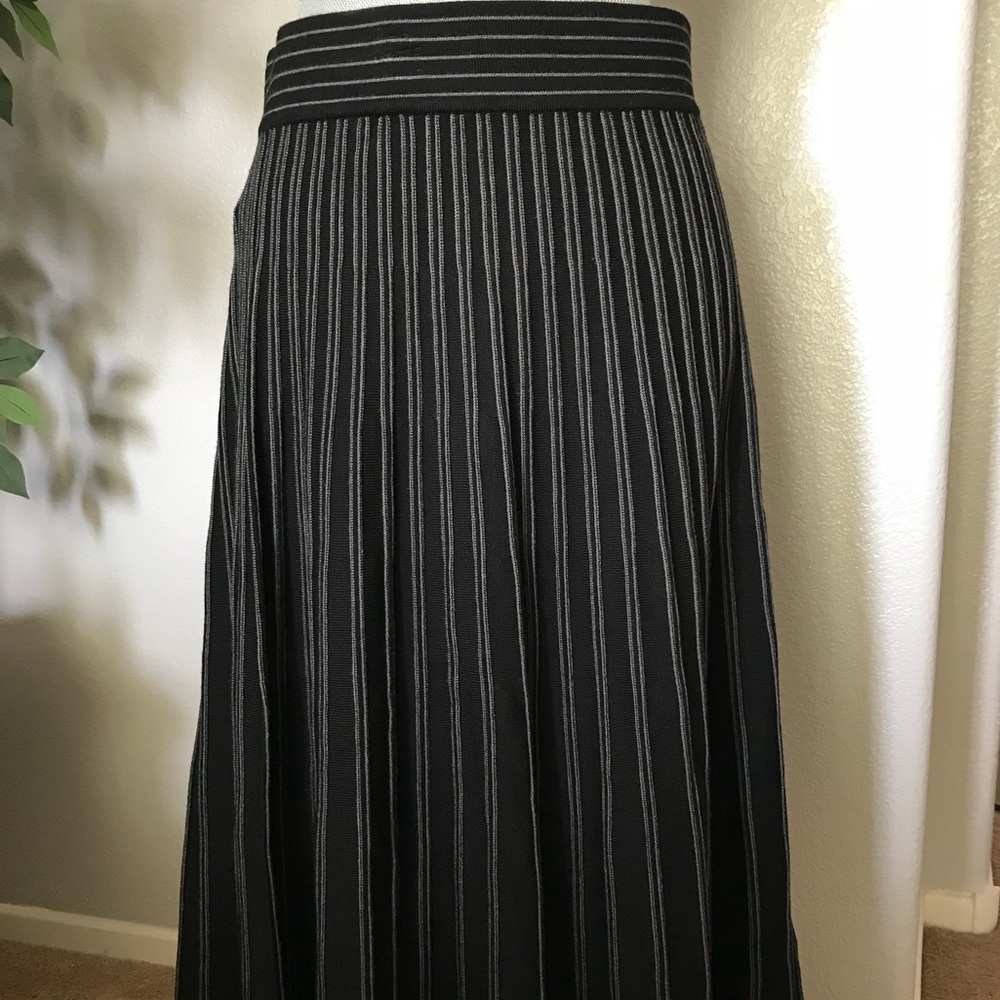 Max Studio Black/Grey Skirt
